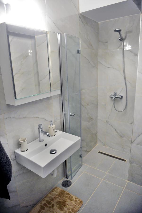 Exquisite 4-Bedroom Prestige Apartment Rhodes City Exterior photo