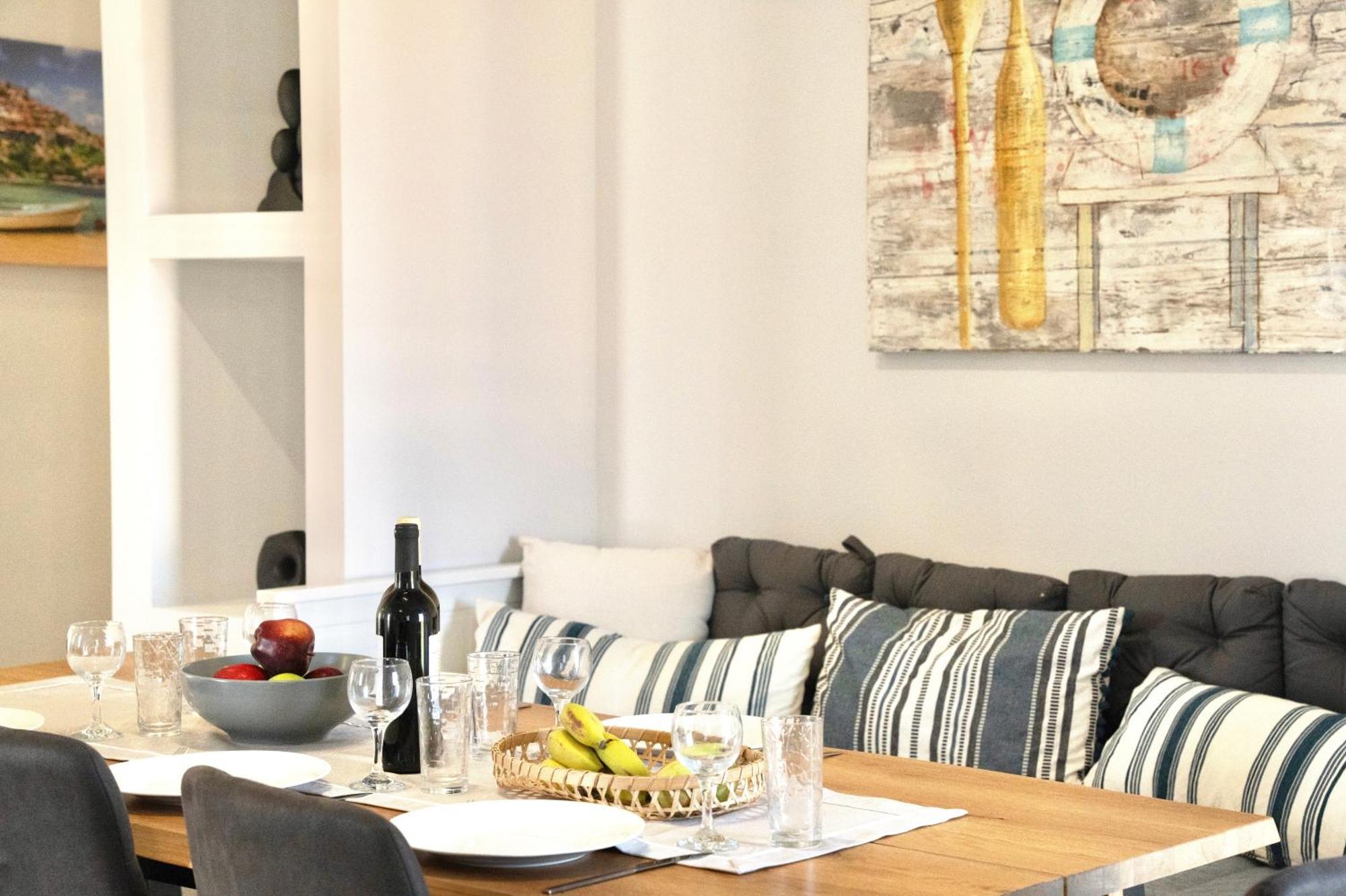 Exquisite 4-Bedroom Prestige Apartment Rhodes City Exterior photo